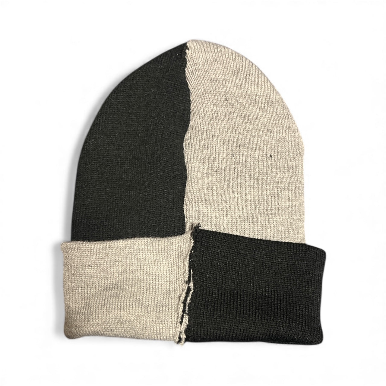 Not perfect beanie (Black and Grey)